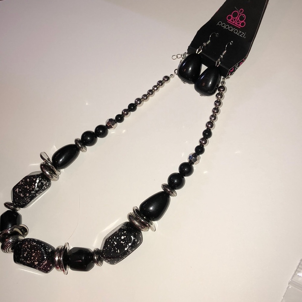 Large black & Silver beads Necklace
